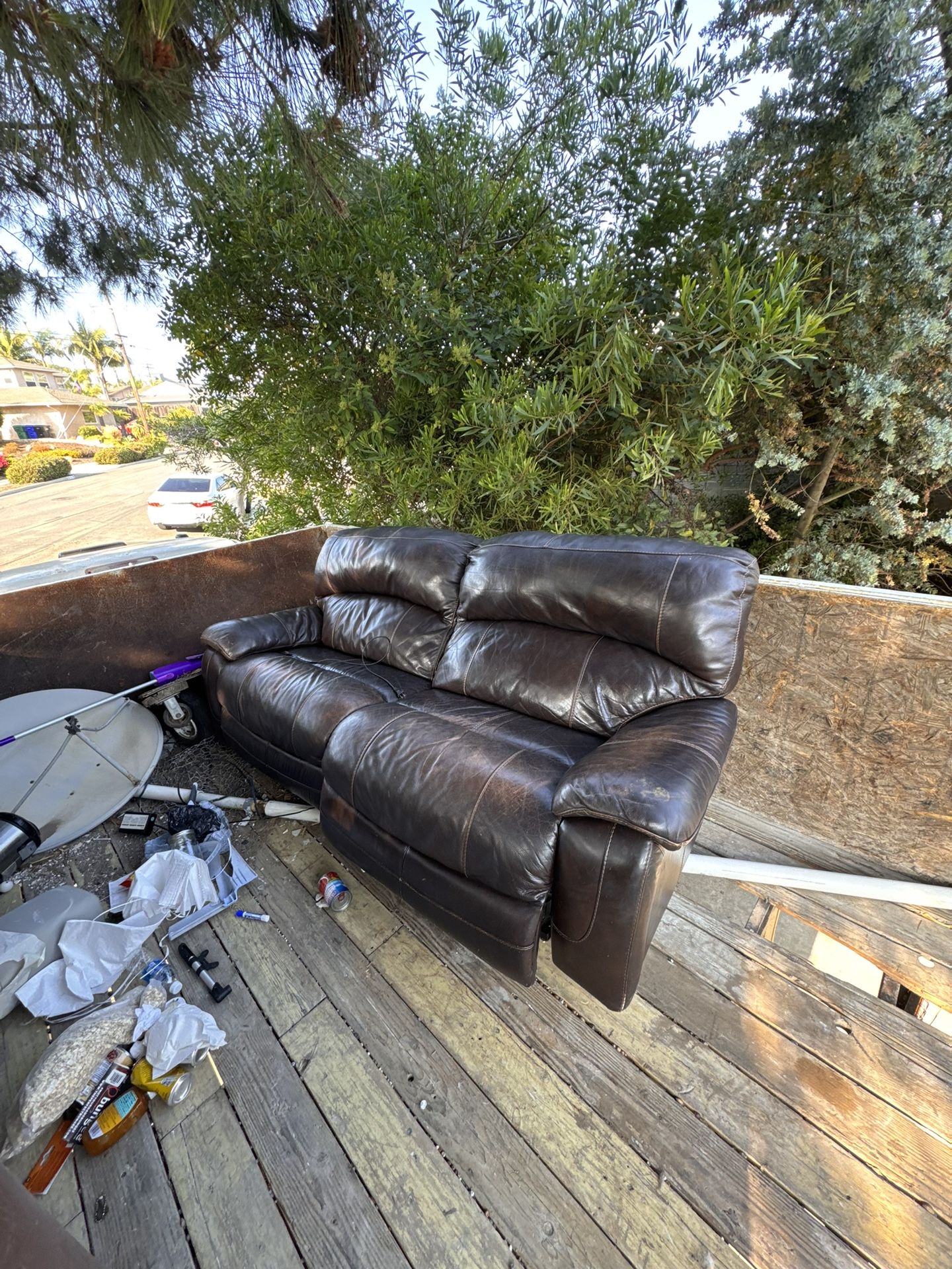 Couch Free