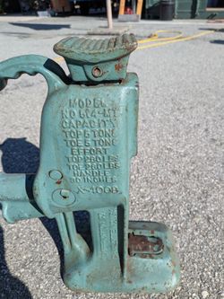 HILMAN ROLLERS WITH CAST IRON DUFF NORTON JACK