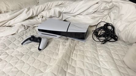 PS5 slim 1TB disc edition