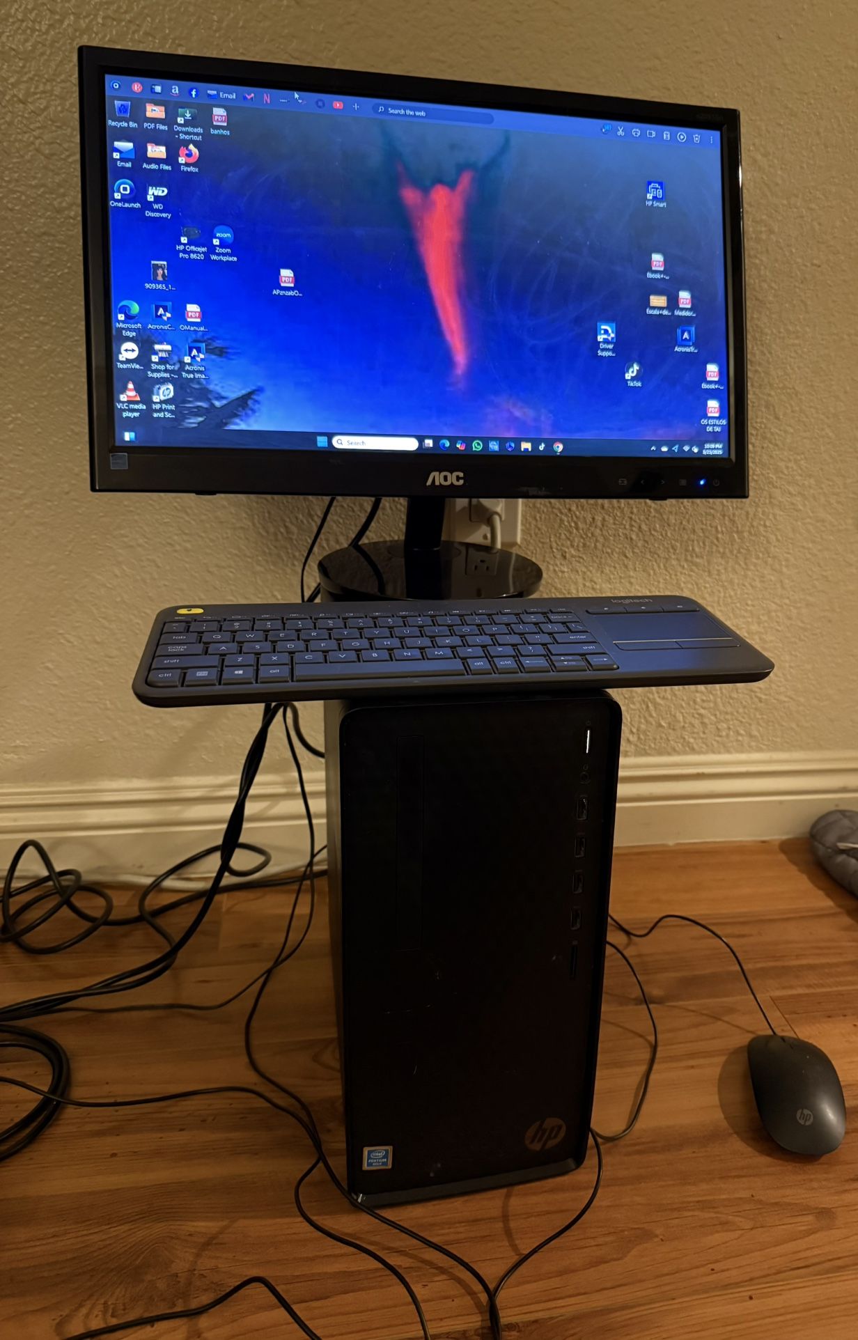 Computer With Monitor 
