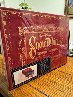 Walt Disney Snow White and the Seven Dwarfs Limited Edition Diamond Collector Set Unopened!