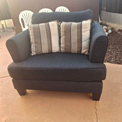 Wide seat arm chair