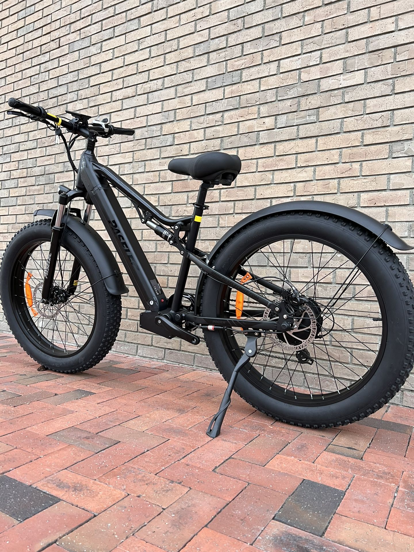 26 electric bicycle Huffy Transic 26" Electric Bike