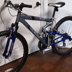 🚴‍♂️🚴‍♀️Mint .... Mountain Bike 21 Speed Adult 26" Tire M Frame🚴‍♂️🚴‍♀️