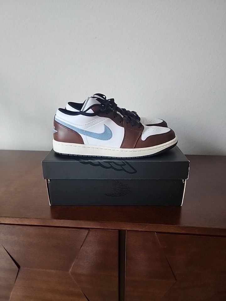 Jordan 1 Low SE - 10.5 