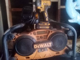 DeWalt Job Site Radio DC011