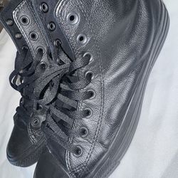 Black leather, high top converse size9.5