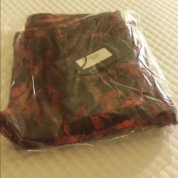 Rockstar original, red and black camo pants