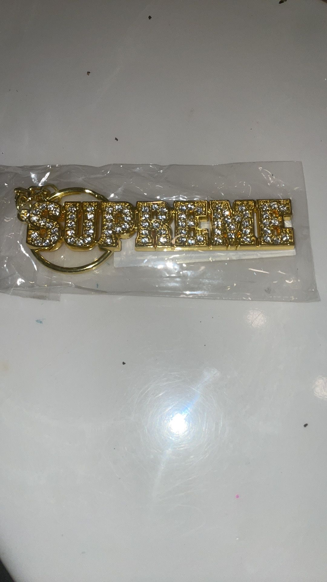 Brand New Supreme BLOCK LOGO KEYCHAIN In Retail Package