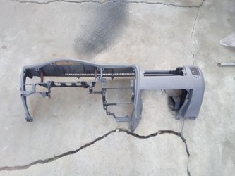 2004 Toyota Tacoma Dash