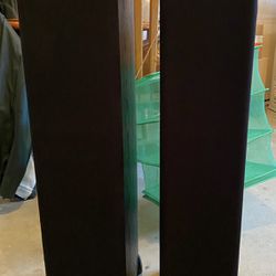 2 Polk Audio TSi400 Floor standing Speakers - Black
