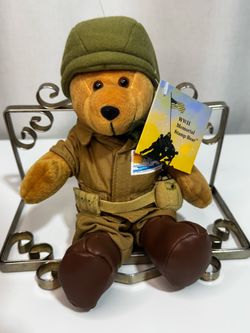 USPS National WWII Memorial Stamp Bear 10in Plush Soldier w/ Tag 2005