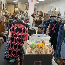 Classic Oval accent mirror by CM 31" by 21.5"