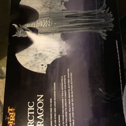 7ft Arctic dragon