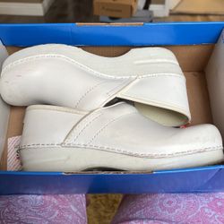 Size 38 Dansko