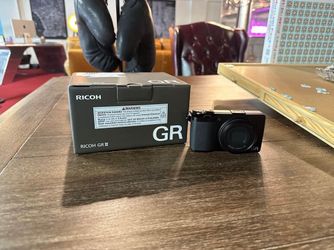 Ricoh GR III