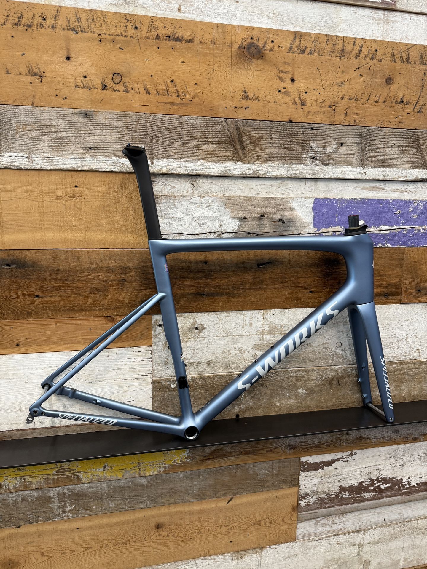 2025 S-Works Tarmac SL8 LTD 61cm Glacial Metalic White Silver