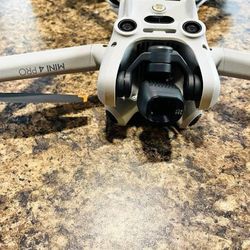 DJI Mini 4 Pro with DJI RC2 and Battery Plus