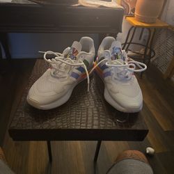 Love Unites Adidas (New)