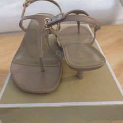 New MICHAEL Michael Kors nude color patent leather sandals. Women’s Size 8 . $35 FIRM. Must pick up. 