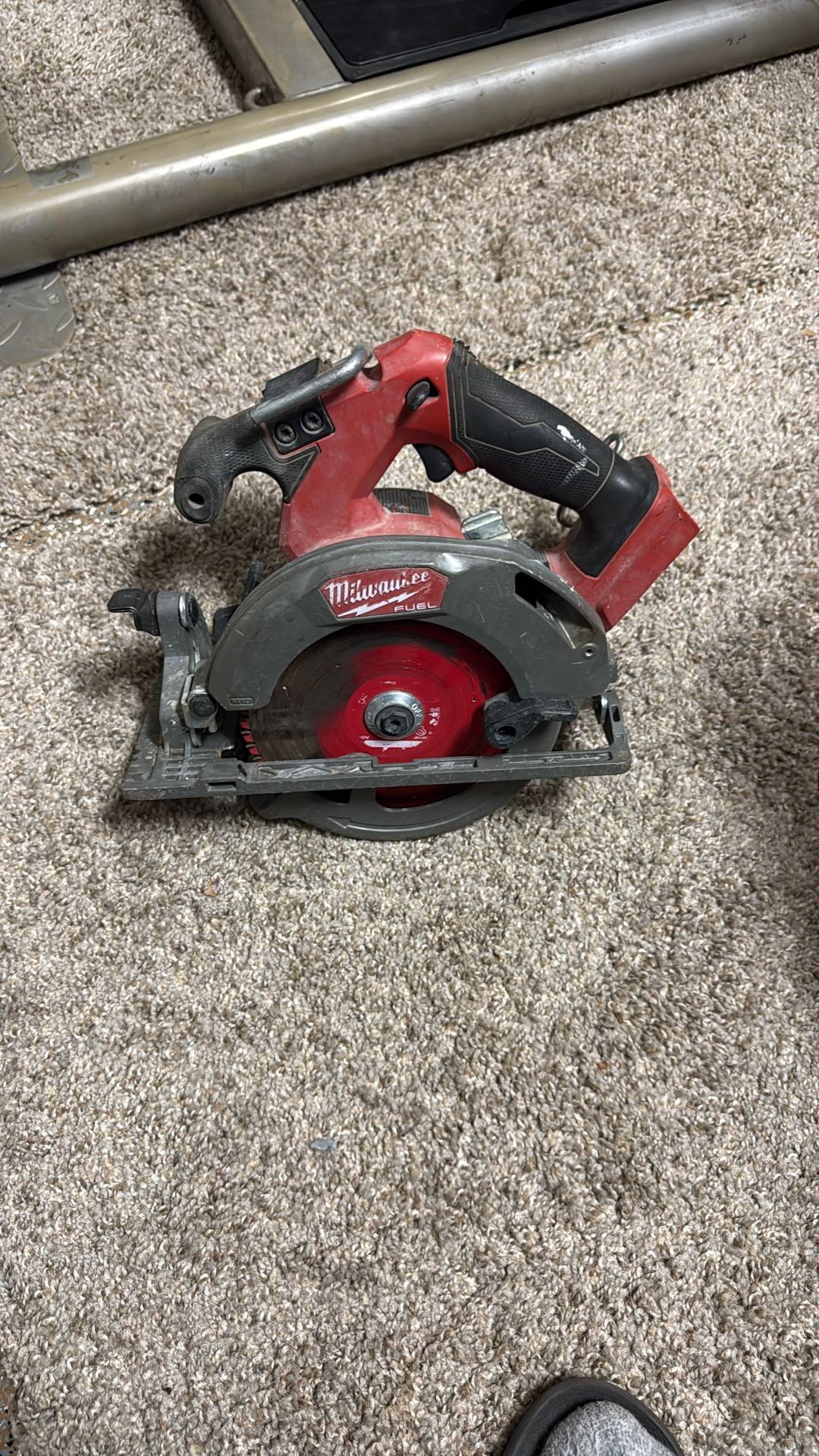 Milwaukee Circular Saw 