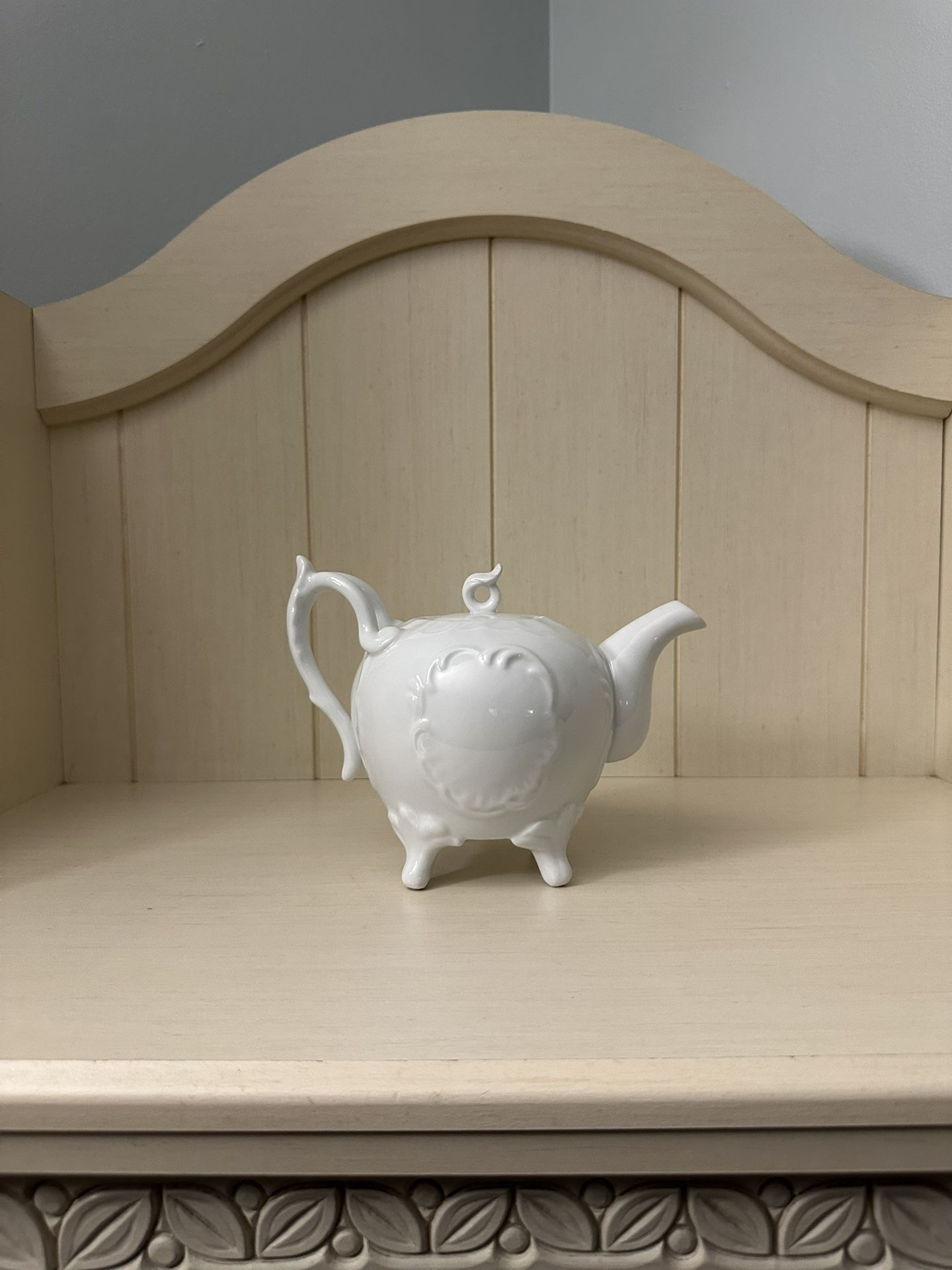 Ceramic Tea Pot 🫖