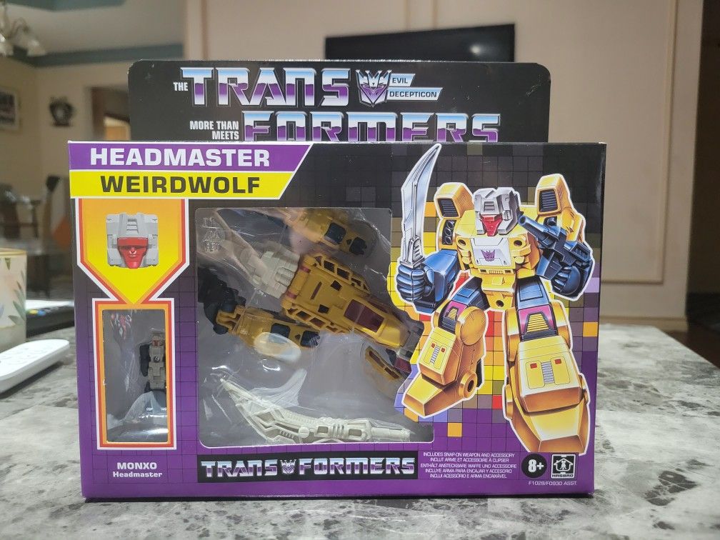 Hasbro Transformers Headmasters Weirdwolf