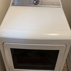 GE Profile Energy Saver Smart Washer and Dryer Set