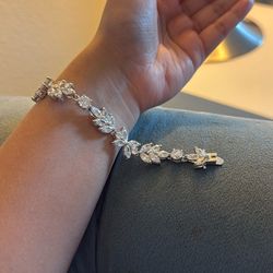 Cubic zirconia bridal bracelet with a floral design