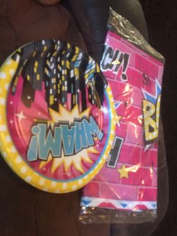 Super hero decorations