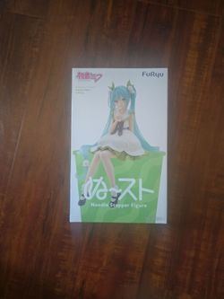 Hatsune Miku Flower Fairy Lily of the Valley, FuRyu Noodle Stopper Figure, Brand New, Unopened and Sealed, Officially Licensed