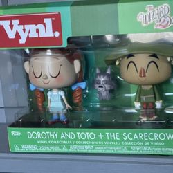 New Funko Vynl Dorothy And Toto+the Scarecrow