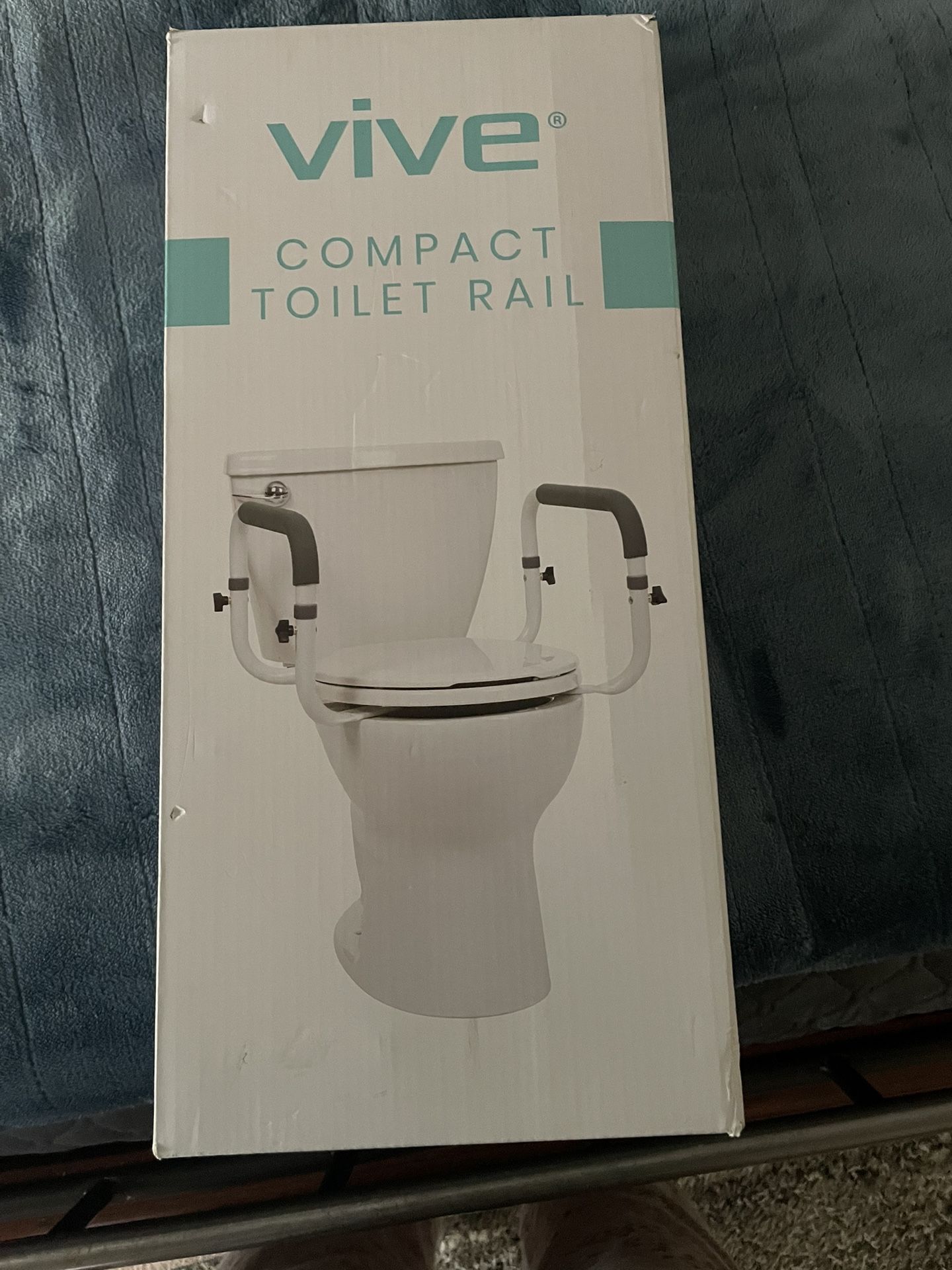 Compact Toilet Rail 