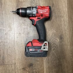 Milwaukee Fuel Brushless Hammer Drill