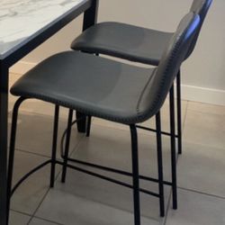 Bar Stools 