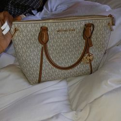 Michael Kors Purse