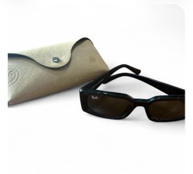 Ray-Ban RB4395F Kiliane Sunglasses – Includes Original Ray-Ban Case