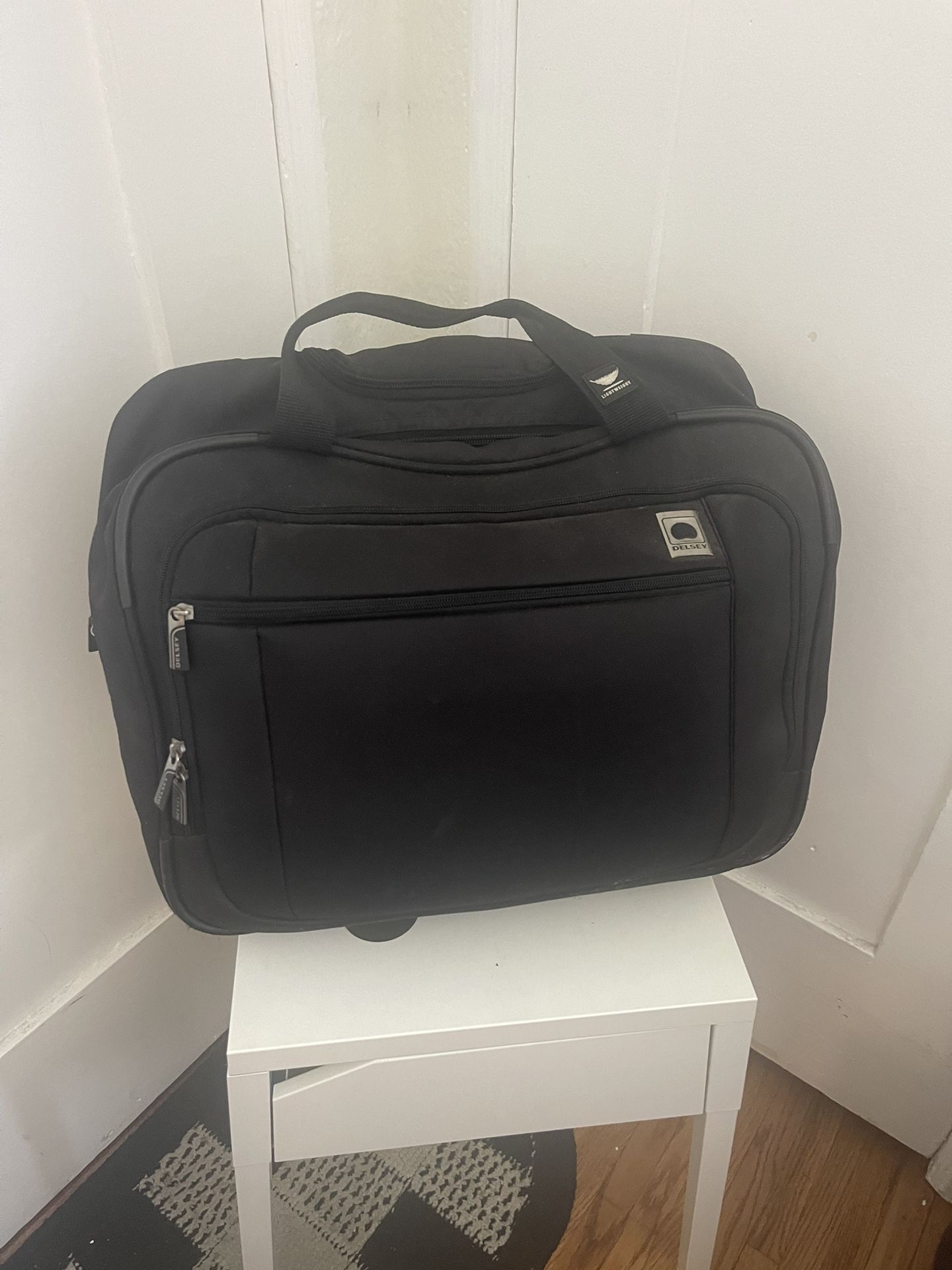 Coach Tan Shoulder Laptop Bag for Sale in Long Beach, CA - OfferUp