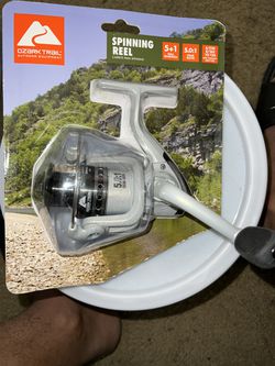 Ozark Trail 5+1 Ball Bearing Spinning Reel for Sale in Miami, FL - OfferUp