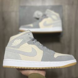 Jordan 1 Mid SE Coconut Milk Particle Grey (GS)