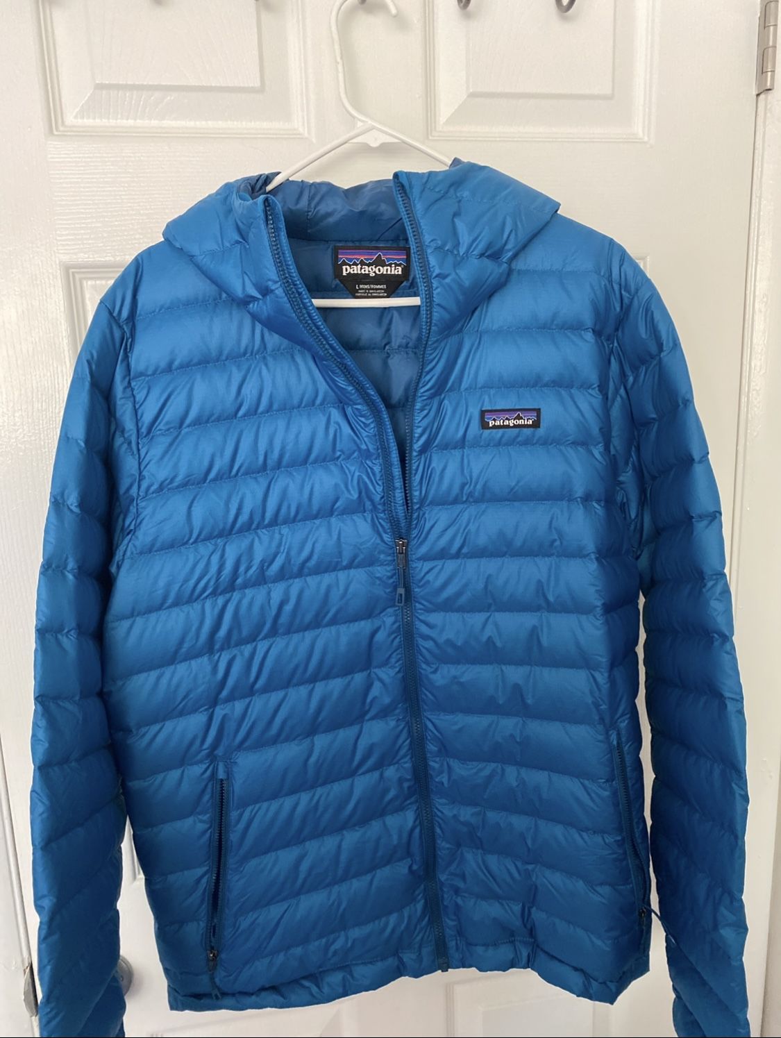 Brand New Patagonia Men Jacket - L