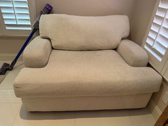 Alpha creme Fabric Chair by Kevin Charles