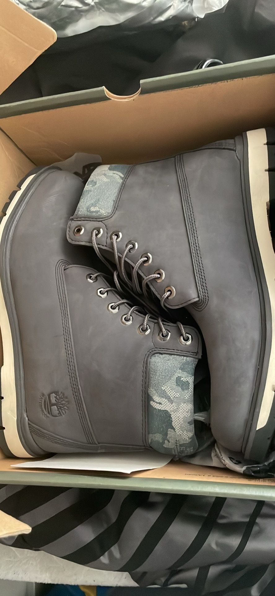 Size 11 Men’s Timberland Boots