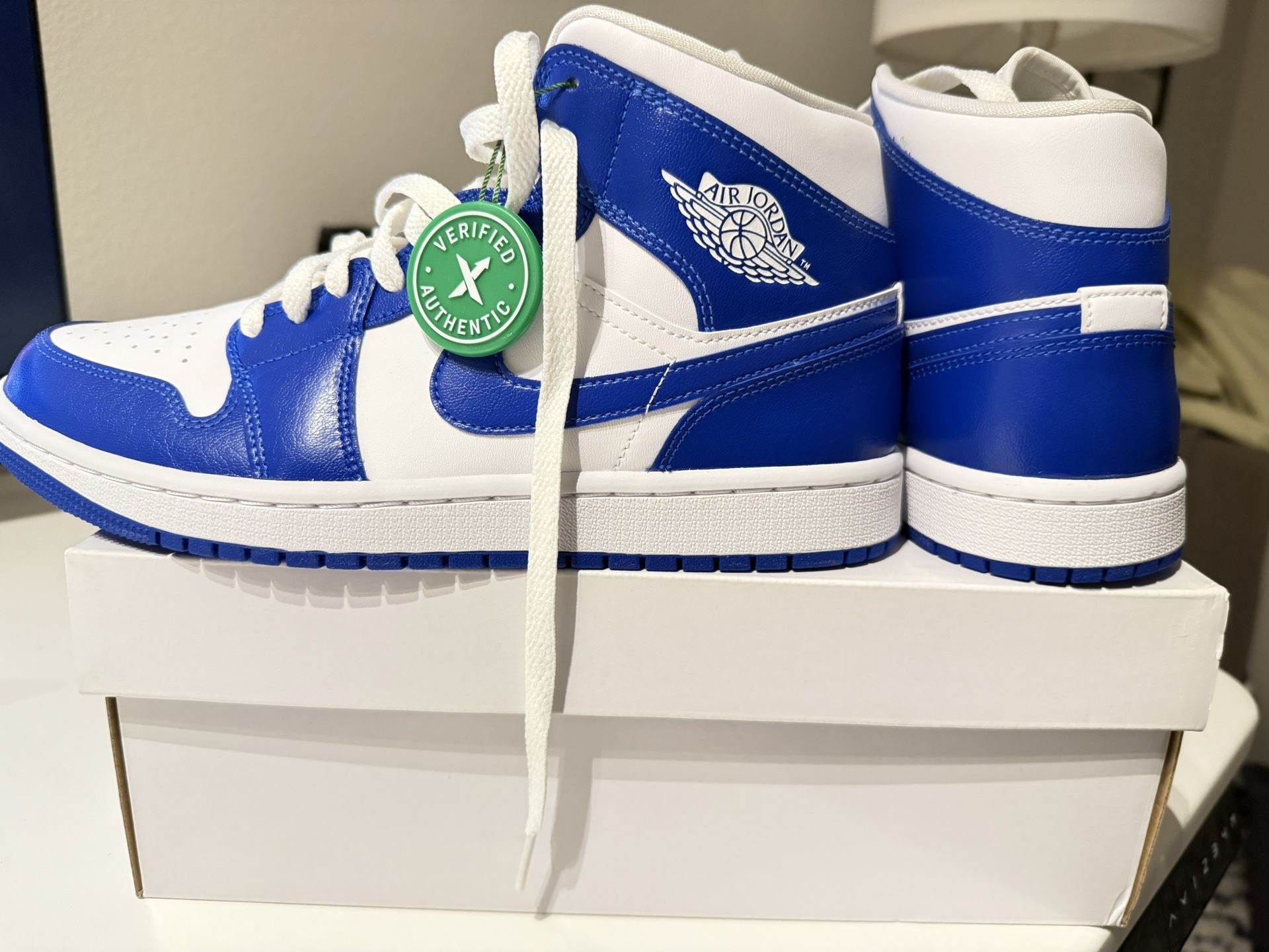 Nike Air Jordan 1 Mid Blue