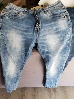 Jean's
