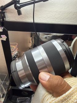 Sony lens