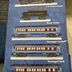 Lionel Polar Express Train Set. 
