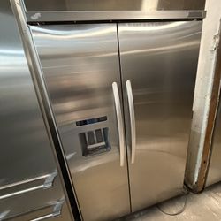 48” Kitchenaid Built In Stainless Steel Refrigerator 