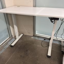 WOKA White Adjustable Height Standing Desk Contemporary Matte Metal