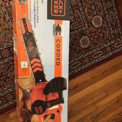 Black &Decker Chain Saw 14” 